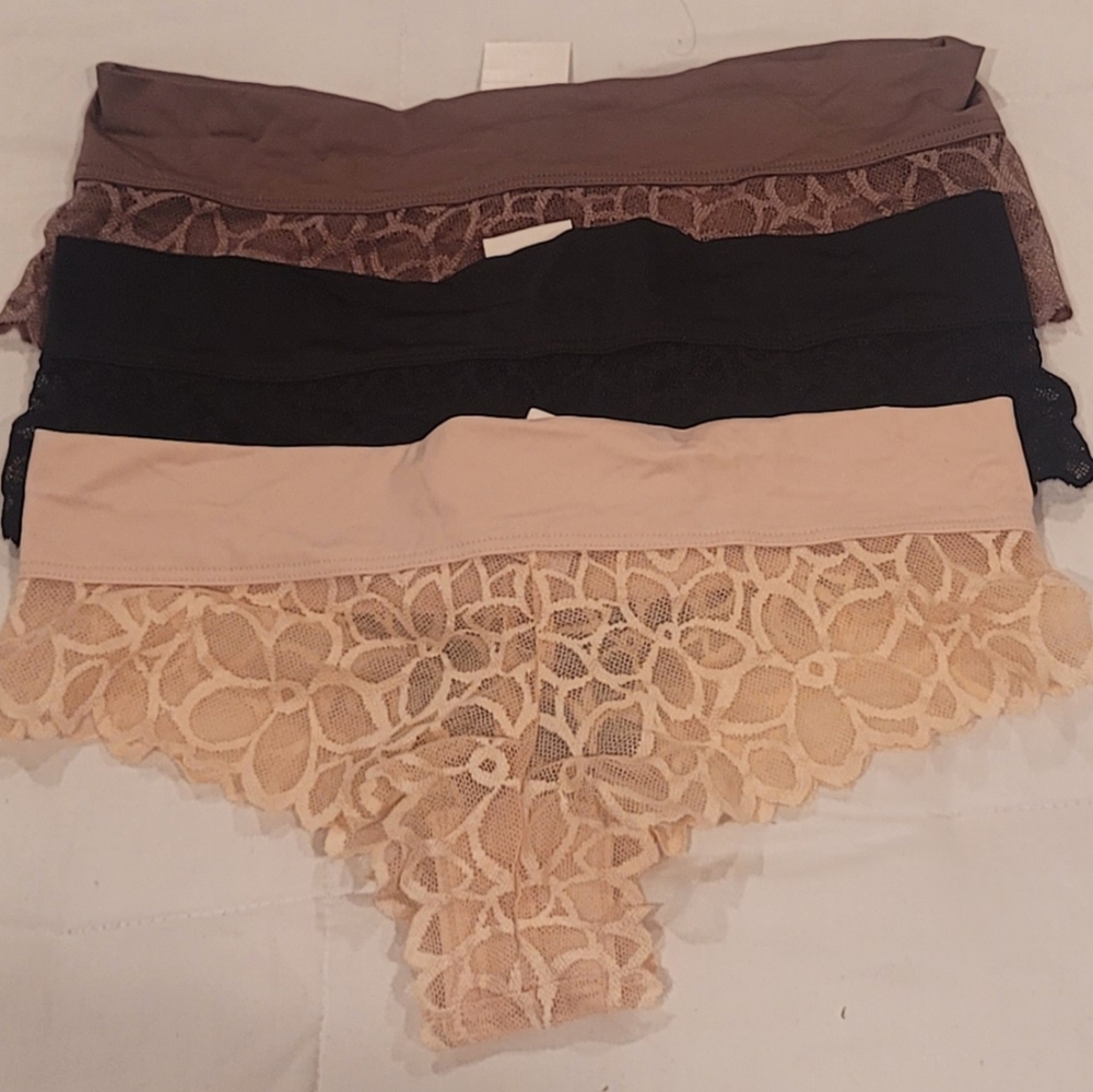 *NEW* VICTORIA'S SECRET PINK LACE PANTIES